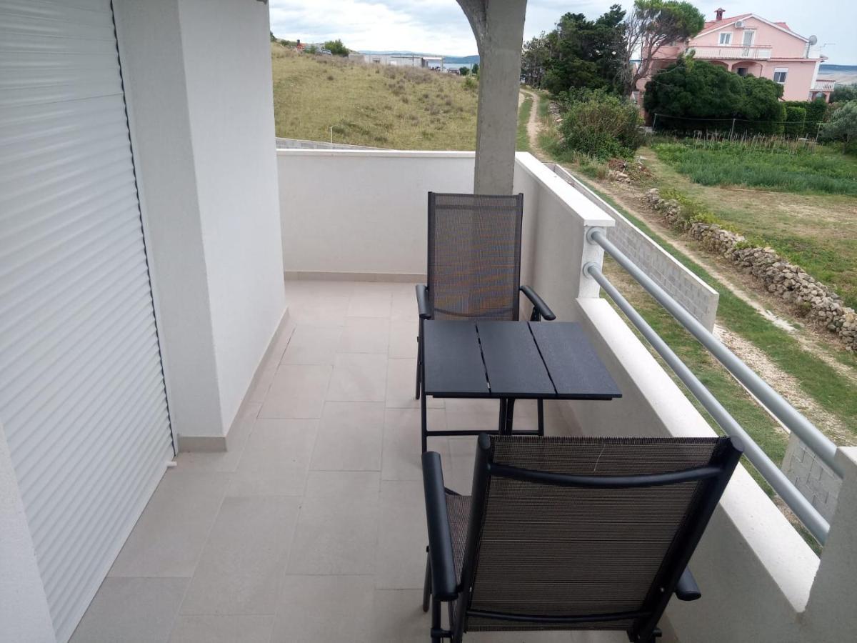 Apartmani Sol Vlasici Pag Town Buitenkant foto