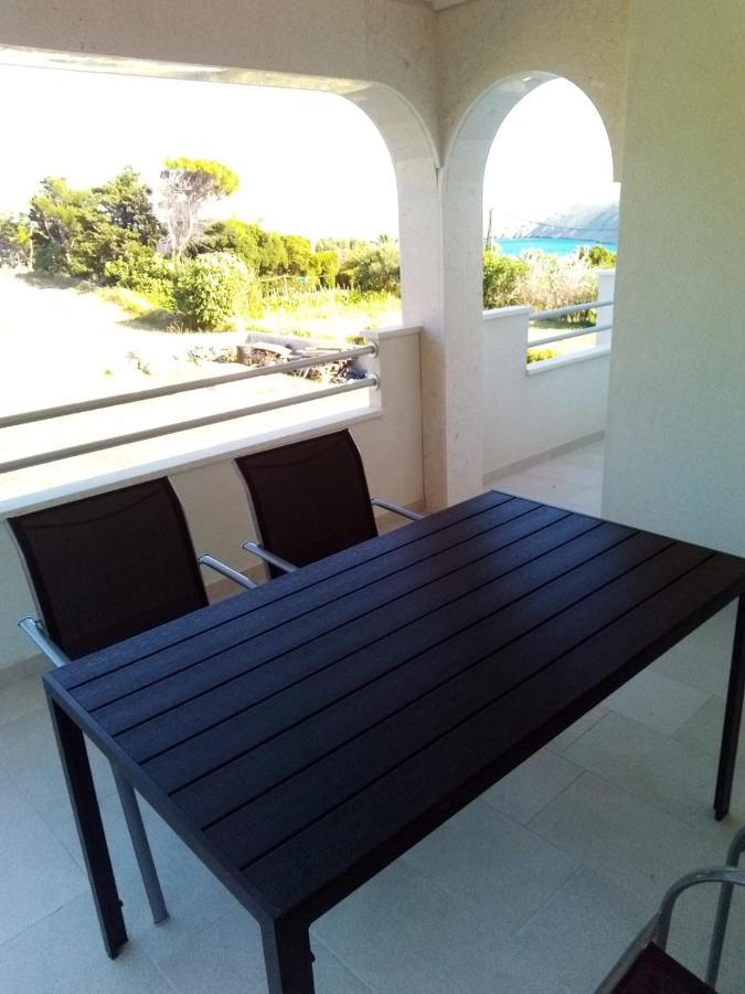 Apartmani Sol Vlasici Pag Town Buitenkant foto