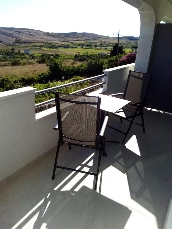 Apartmani Sol Vlasici Pag Town Buitenkant foto